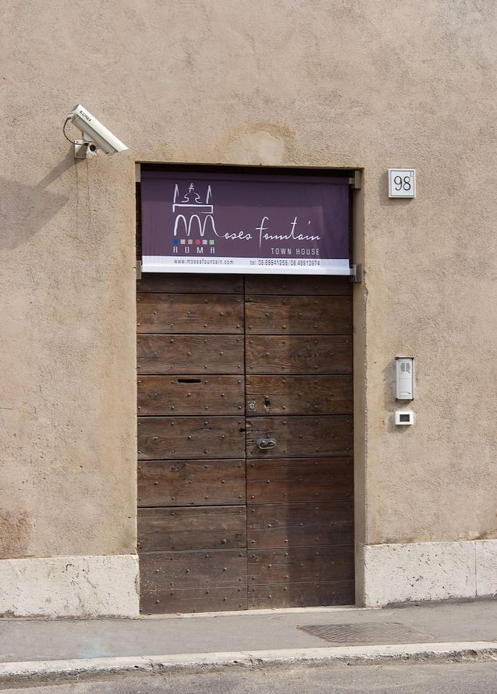 Moses Fountain Bed and Breakfast Ρώμη Εξωτερικό φωτογραφία